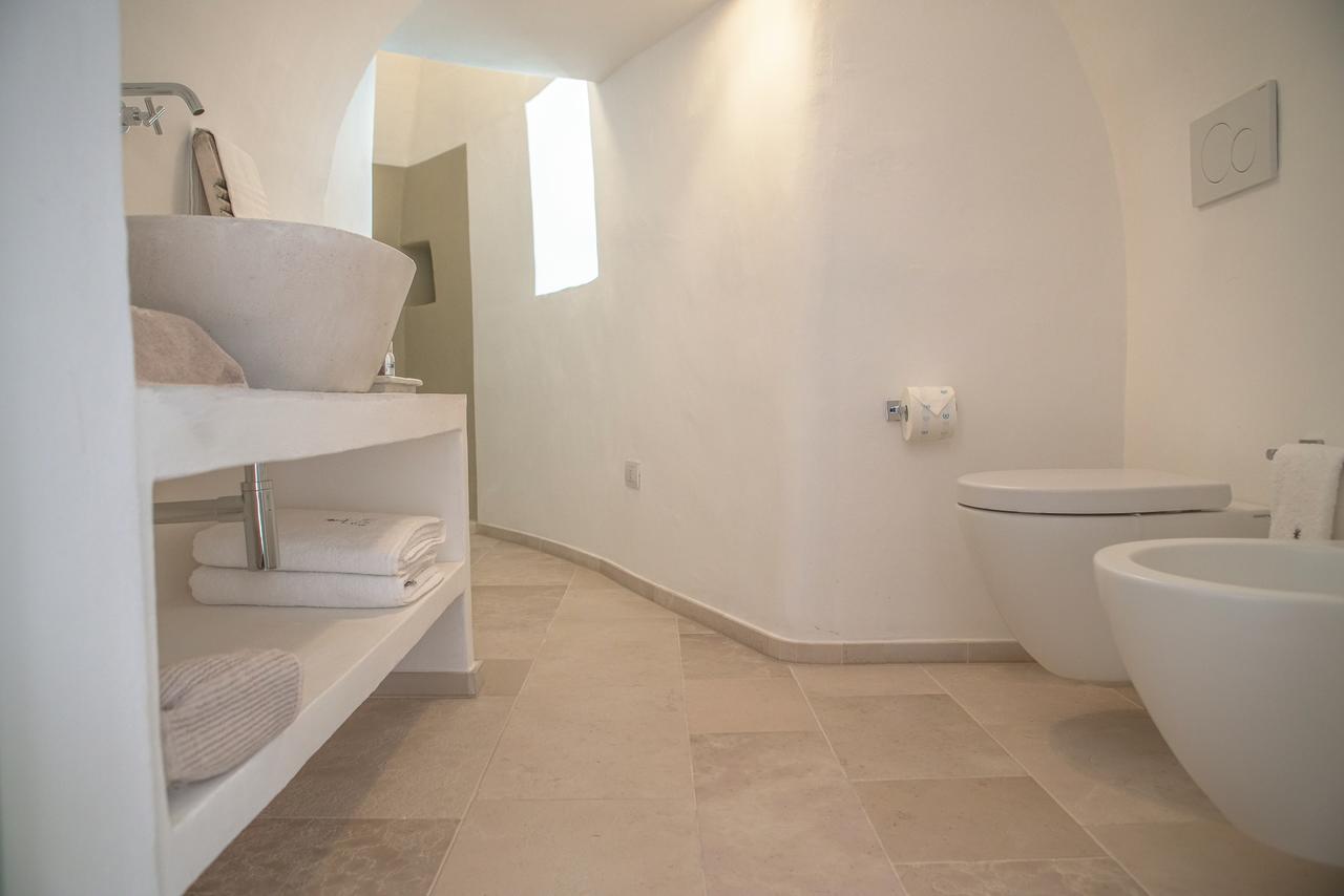 Trullo Essenza-Trulli Anti Charme & Relax Bed & Breakfast อัลเบโรเบลโล ภายนอก รูปภาพ