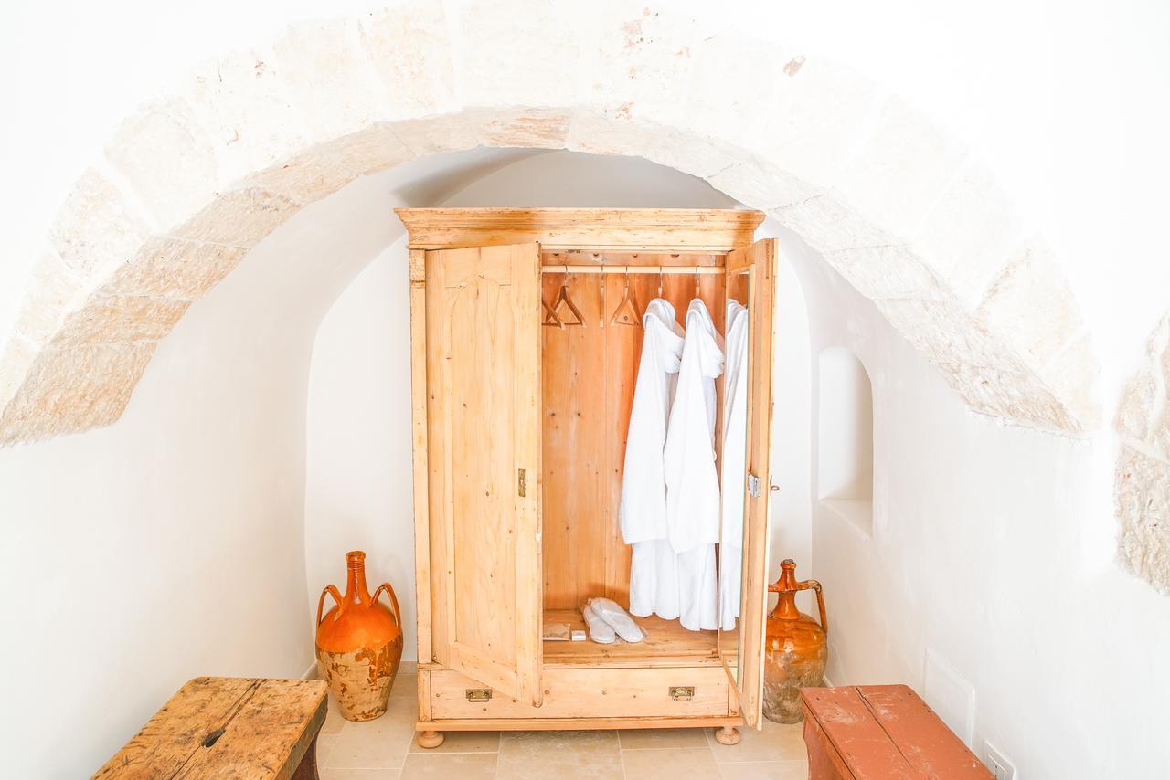 Trullo Essenza-Trulli Anti Charme & Relax Bed & Breakfast อัลเบโรเบลโล ภายนอก รูปภาพ